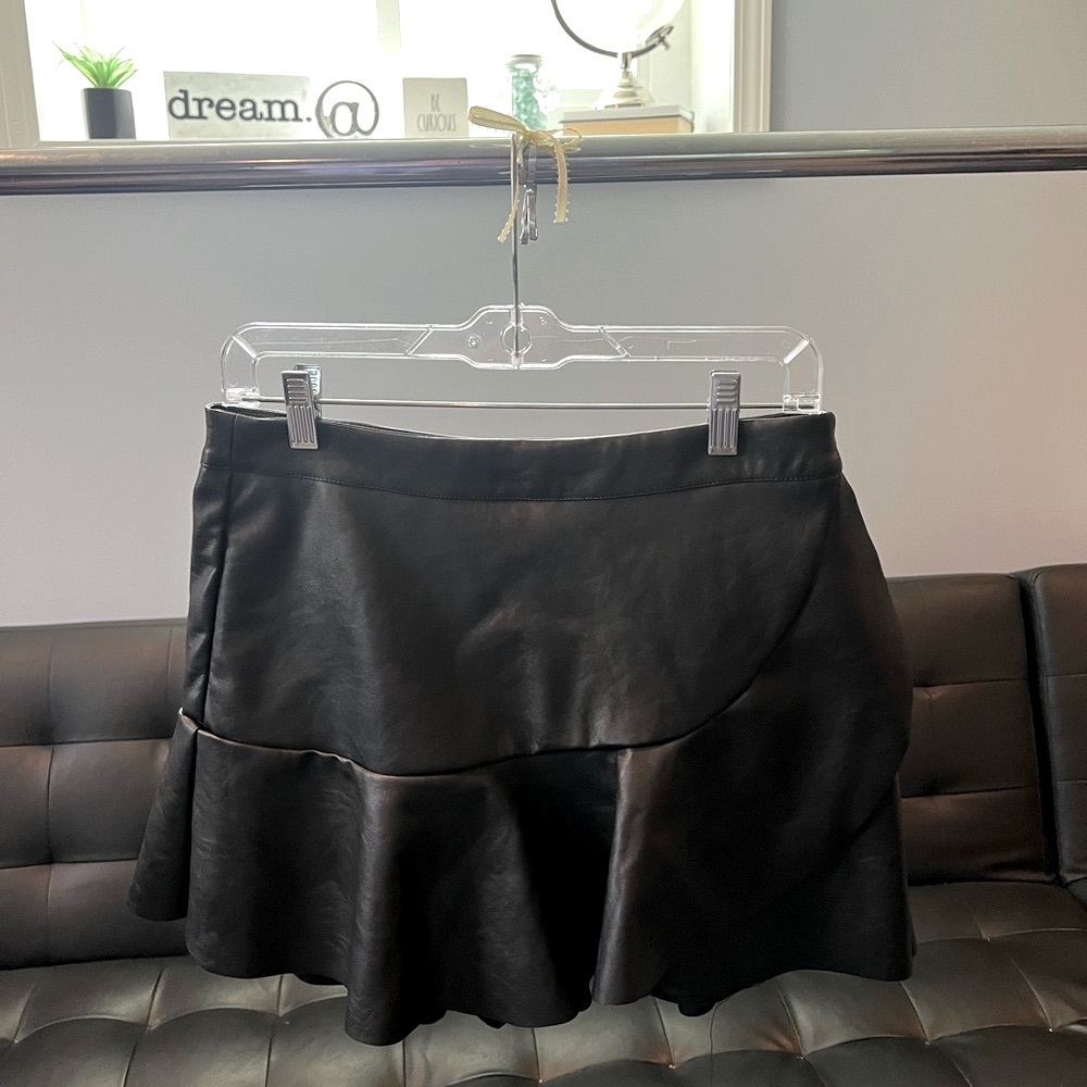 Do+Be Black Leather Mini Skort